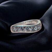 Anillo Brillante en Canal - Plata 925 y Cubic